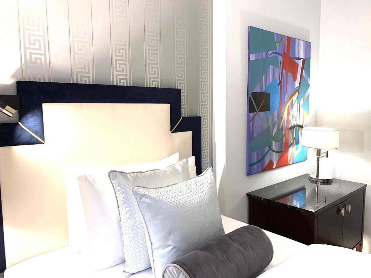 Mondrian Luxury Suites & Apartments Krakow Old Town Bagian luar foto