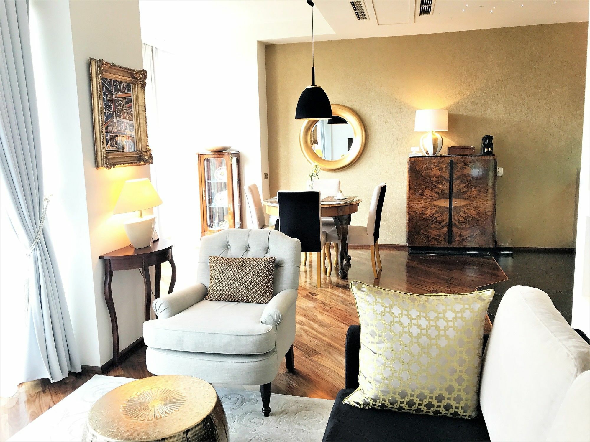 Mondrian Luxury Suites & Apartments Krakow Old Town Bagian luar foto